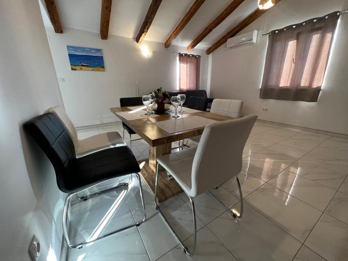 Apartman Lorena Lakmartin Dış mekan fotoğraf